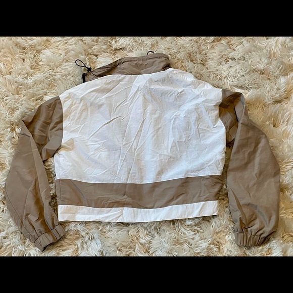Missguided Colorblock Windbreaker Cropped Jacket - Picture 6 of 6